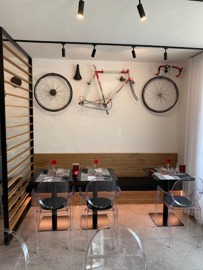 Visioni Lake View Boutique Rooms & Breakfast - Adults Friendly Riva del Garda Exteriér fotografie